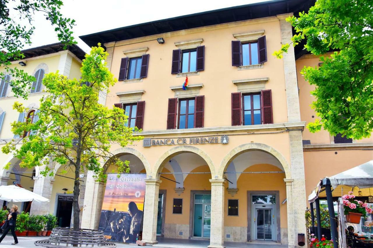 Апартаменти Piazza Arnolfo 1932 Колле-ді-Валь-д'Ельса Екстер'єр фото