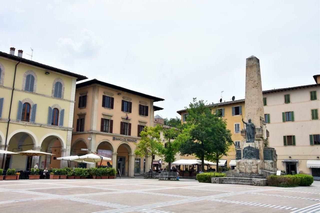 Апартаменти Piazza Arnolfo 1932 Колле-ді-Валь-д'Ельса Екстер'єр фото